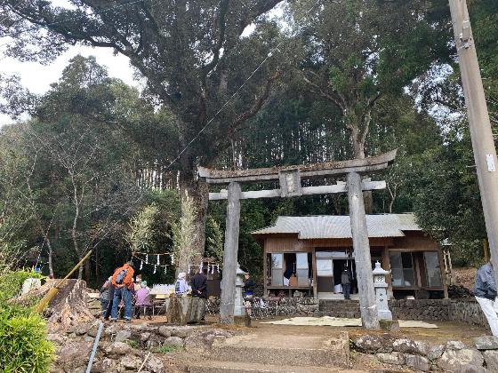 石神社