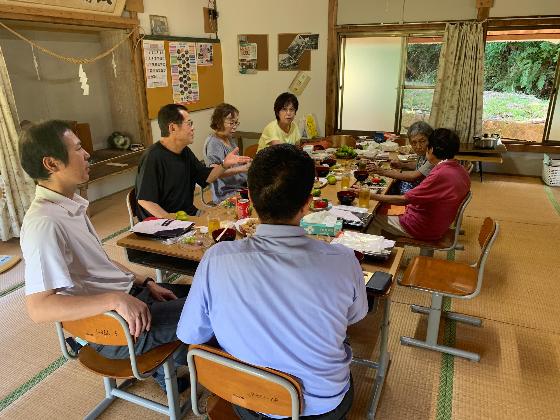 白木八重