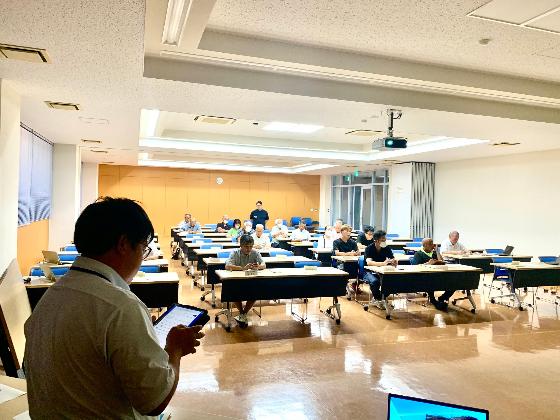 情報収集方法の講義