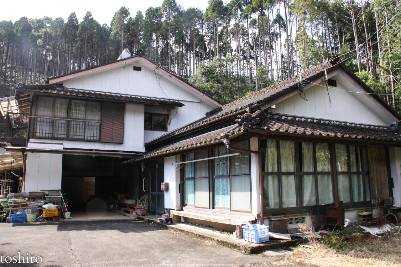 山奥の平屋